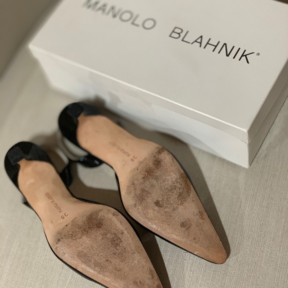 Manolo Blahnik Black Patent Slingbacks - Picture 4 of 14